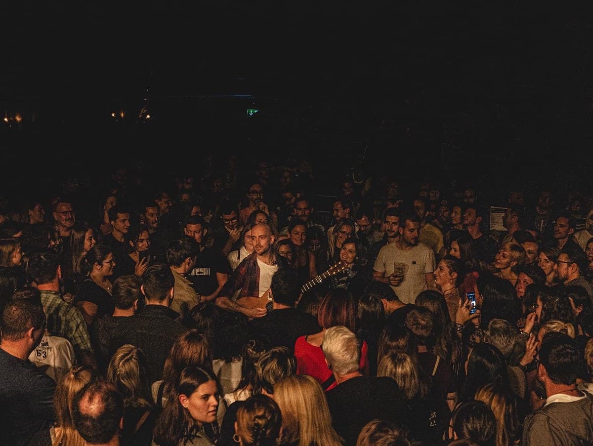 Dave McKendry live © Jay Rothberger